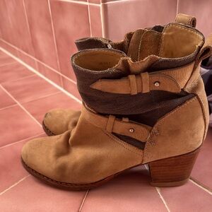rag & bone Tan and Brown Ankle Boots